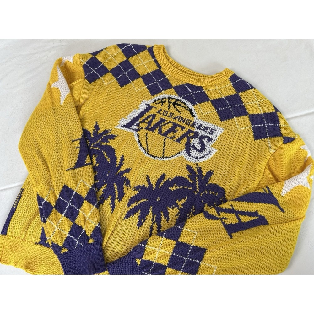 Ultra Game Los Angeles Lakers Ugly Christmas Sweater Small NBA